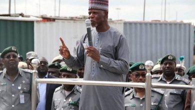 Ahmed Alli addressing officers of the Nigeria Customs Service